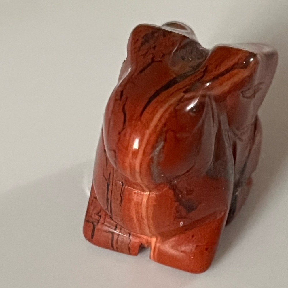 Red Jasper Rabbit Crystal Mini Carving - Picture 5 of 10